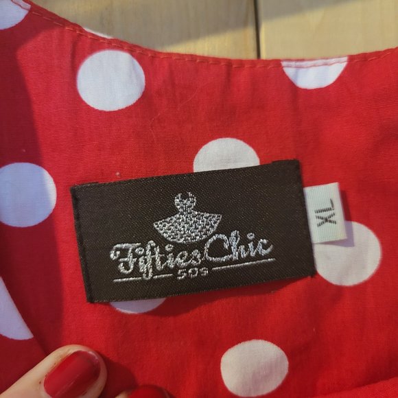 Fifties Chic Red and White Polka dot dress - Picture 2 of 2